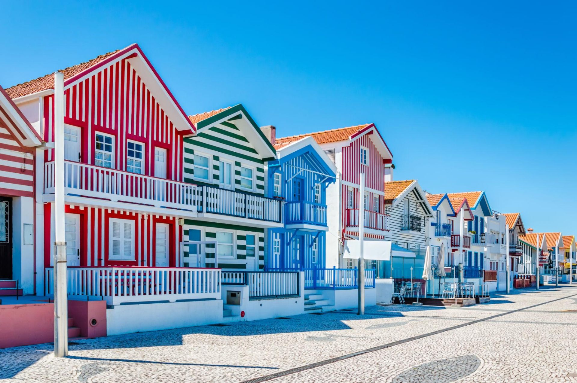 Aveiro, Costa Nova & Atlantic Coast Private Tour from Porto — small-group guided tour with Oporto Road Trips