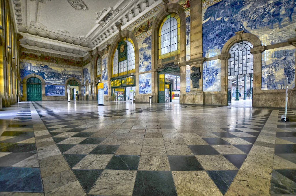 São Bento Railway Station interior with historic azulejo tile panels in Porto Portugal